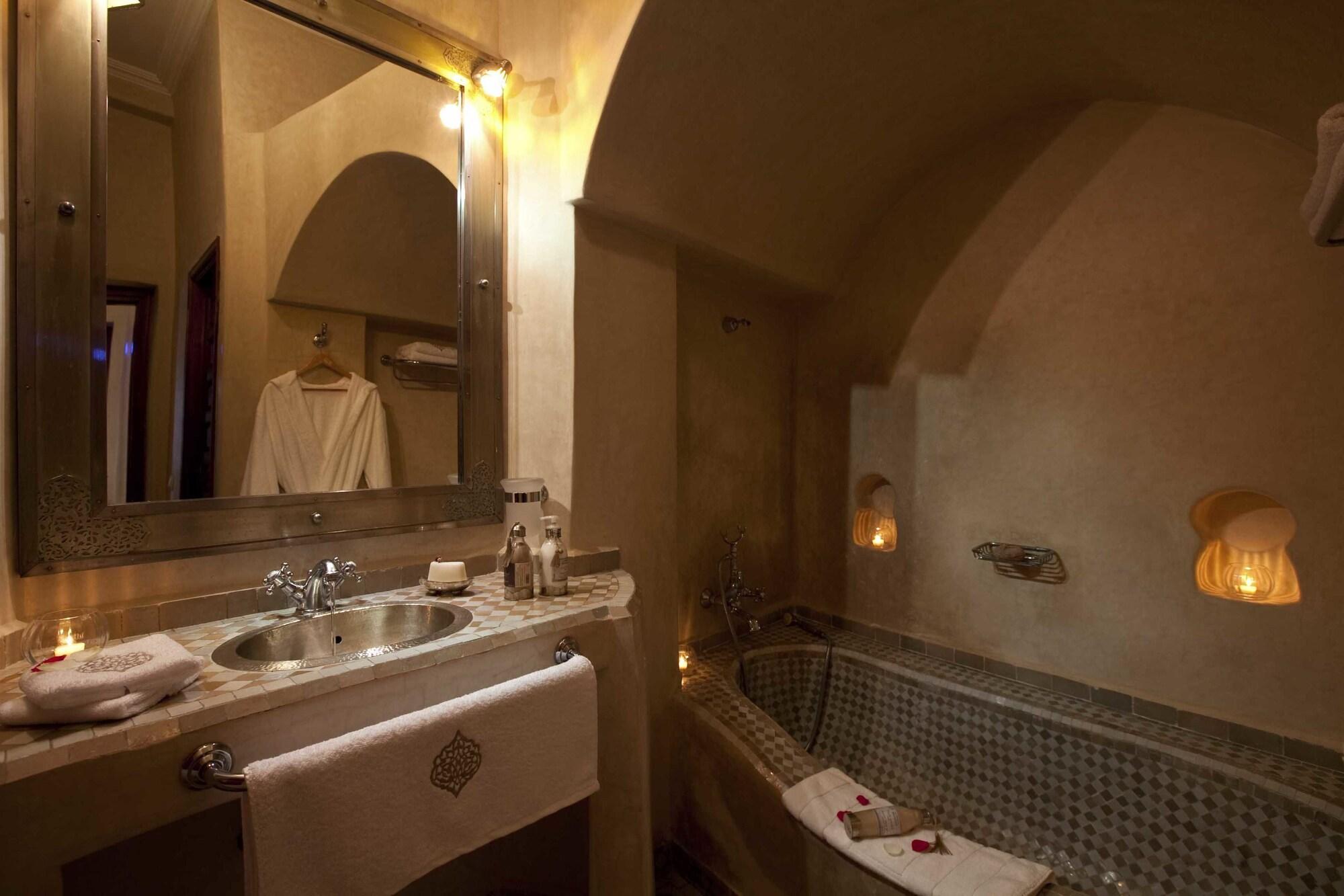 Riad Les Bougainvilliers Marrakesz Zewnętrze zdjęcie